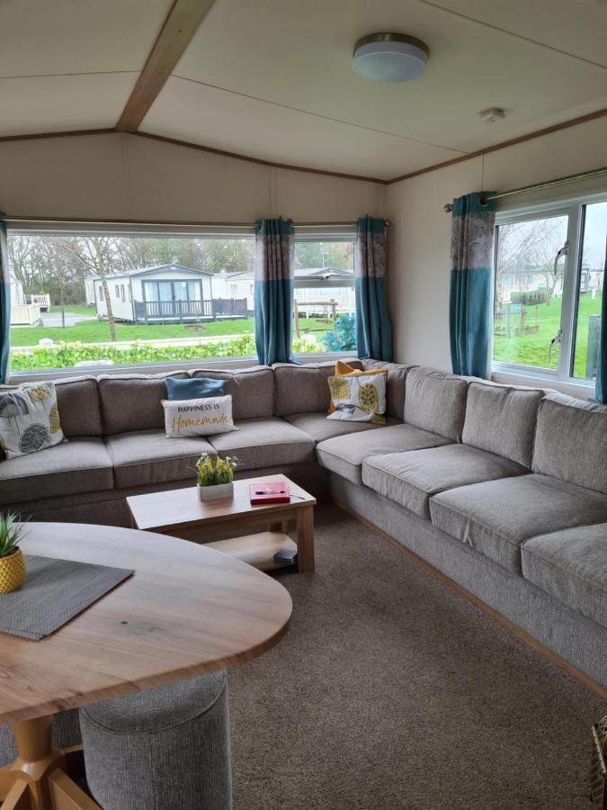 Hot Tub Hols 3 Bed Caravan At 42 Kingfisher Court Tattershall Dış mekan fotoğraf