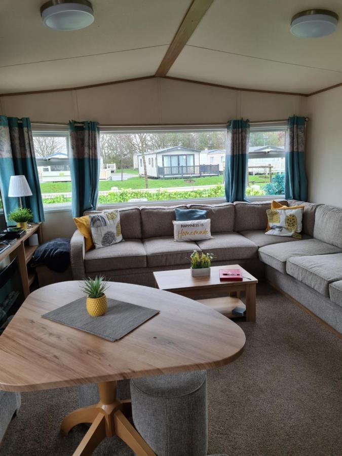 Hot Tub Hols 3 Bed Caravan At 42 Kingfisher Court Tattershall Dış mekan fotoğraf