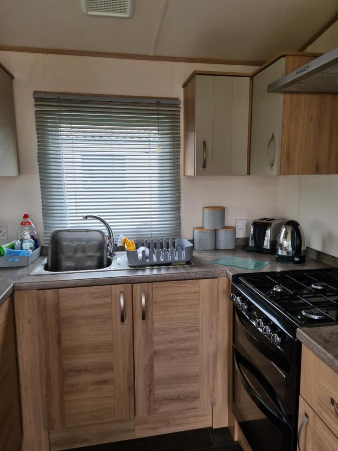 Hot Tub Hols 3 Bed Caravan At 42 Kingfisher Court Tattershall Dış mekan fotoğraf